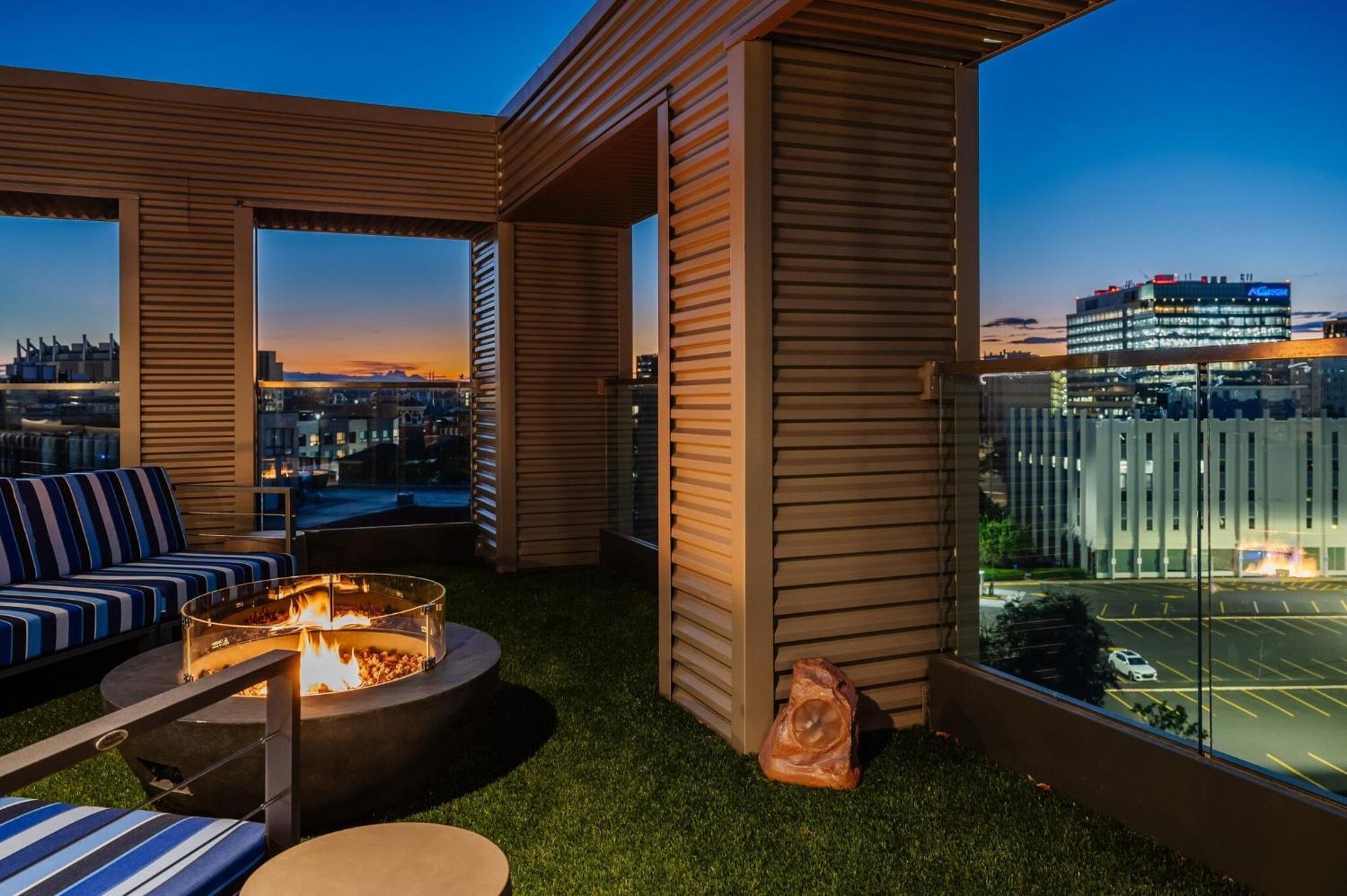 Luxury Apartments By Hyatus At Pierpont New Haven Eksteriør bilde